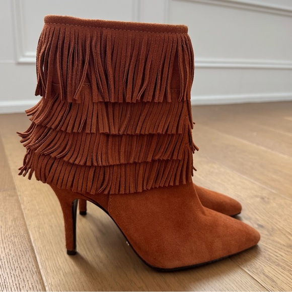 Schutz Kassia Brown Suede Fringe Ankle Boots Heeled Western Boho Boots - Size 40 - Picture 1 of 12